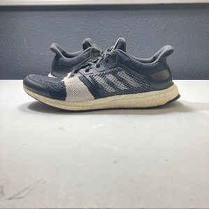 Adidas UltraBoost ST M Men's Size 12 Black White Carbon.